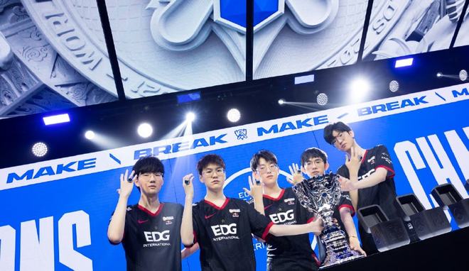 维和现代数 维和现代数