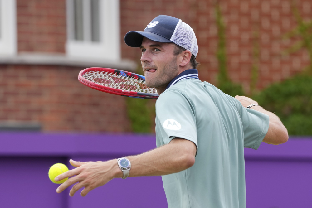 了坚实基础 了坚实基础