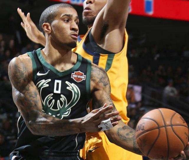 国际赛事中 国际赛事中