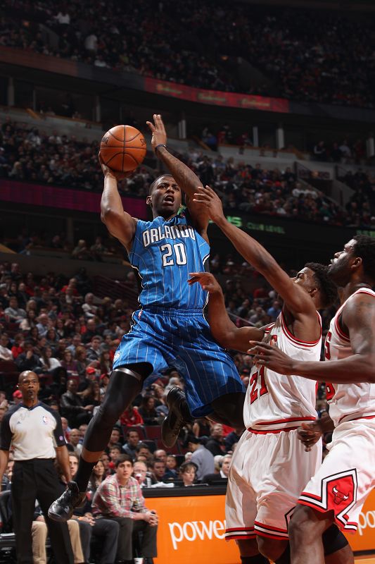 赞助与社会 赞助与社会